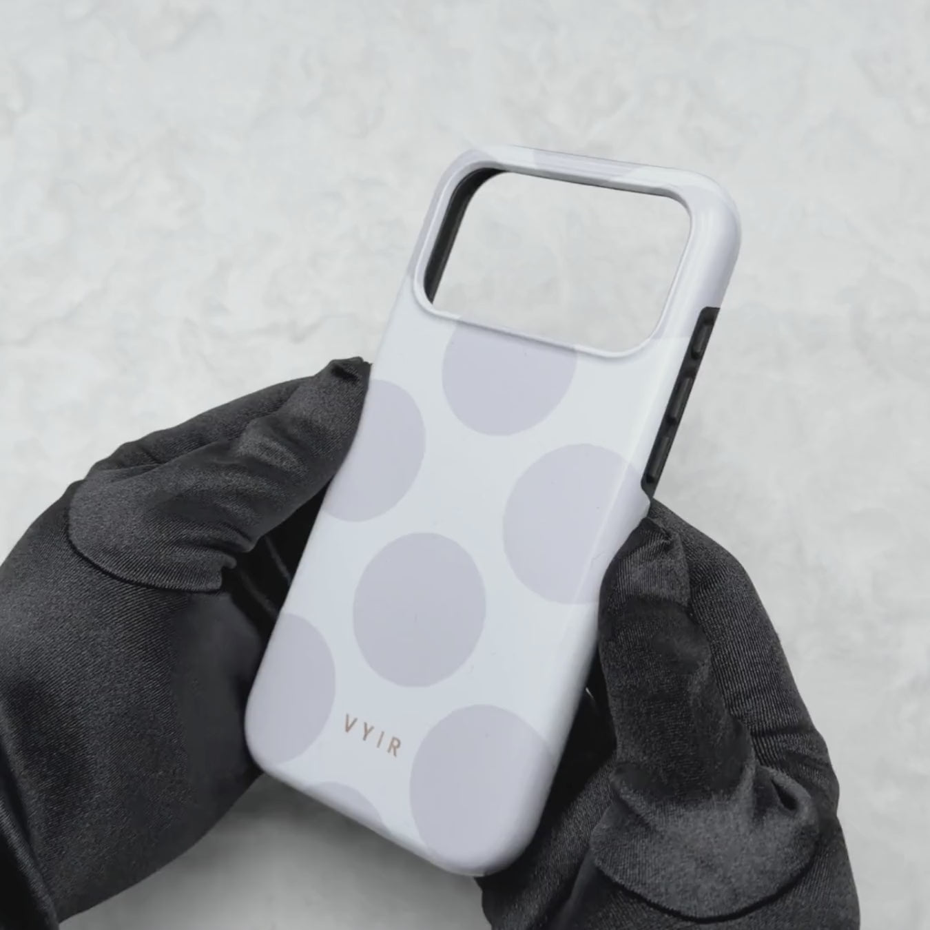 Large Polka Dots, Cloud Gray - Tough Kryt na mobil